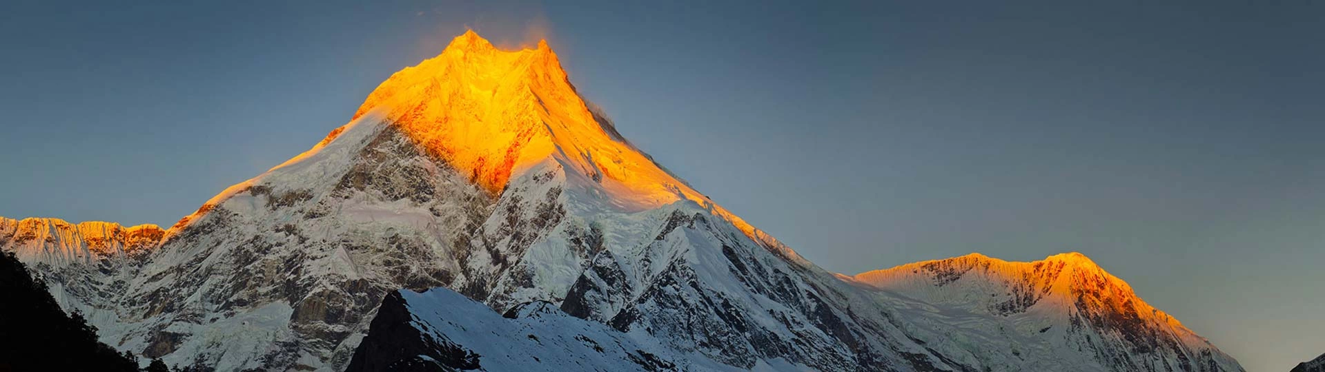 Manaslu Circuit Trek difficulty banner