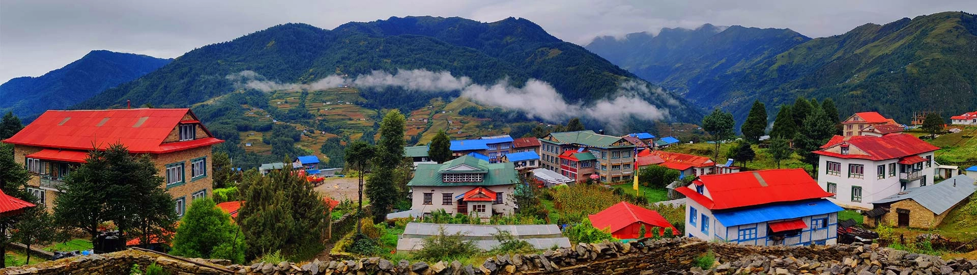 village-view-of-solukhumbu-nepal-koshi-province-of-eastern-nepal-village-in-the-mountains