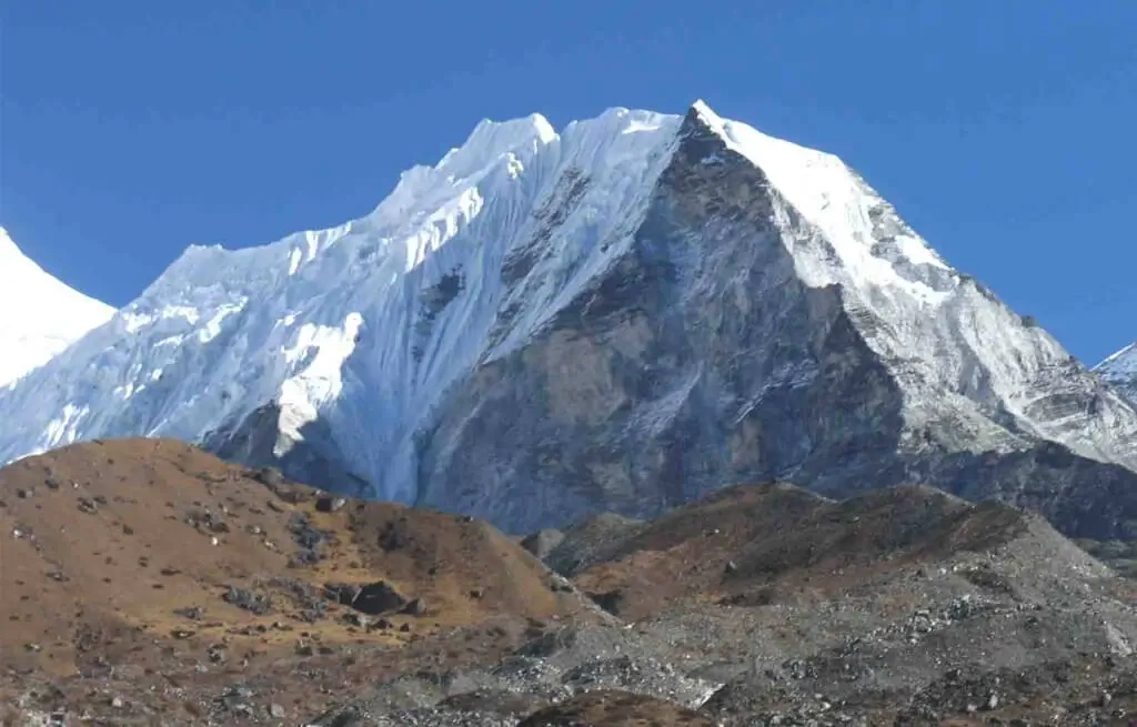 Web banner for Island Peak Climbing