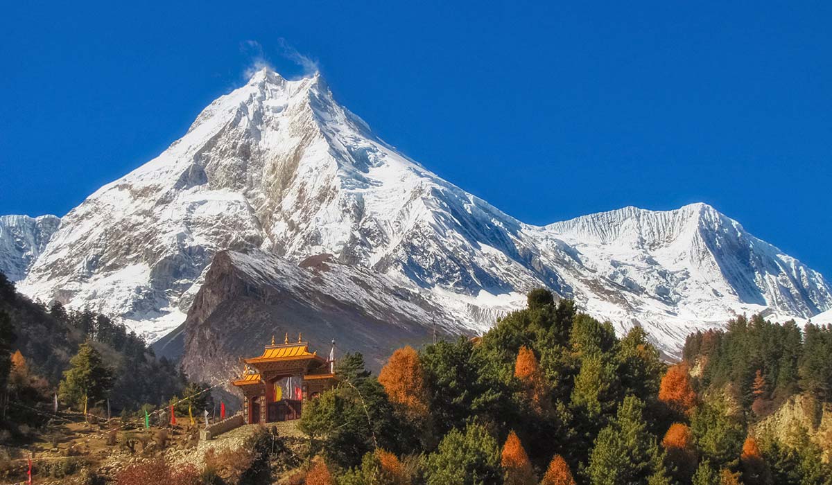 Manaslu circuit Trek in October