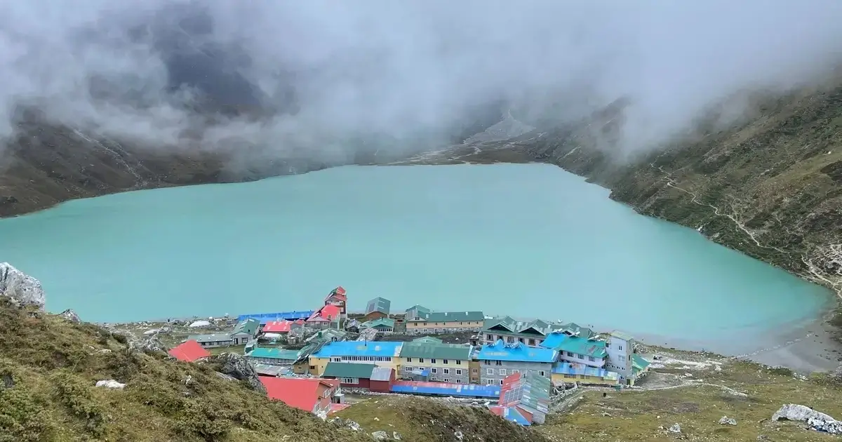 Beautiful Gokyo Valley 