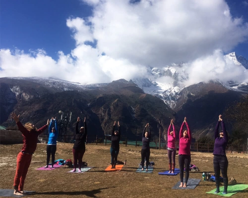Everestttrek With Yoga
